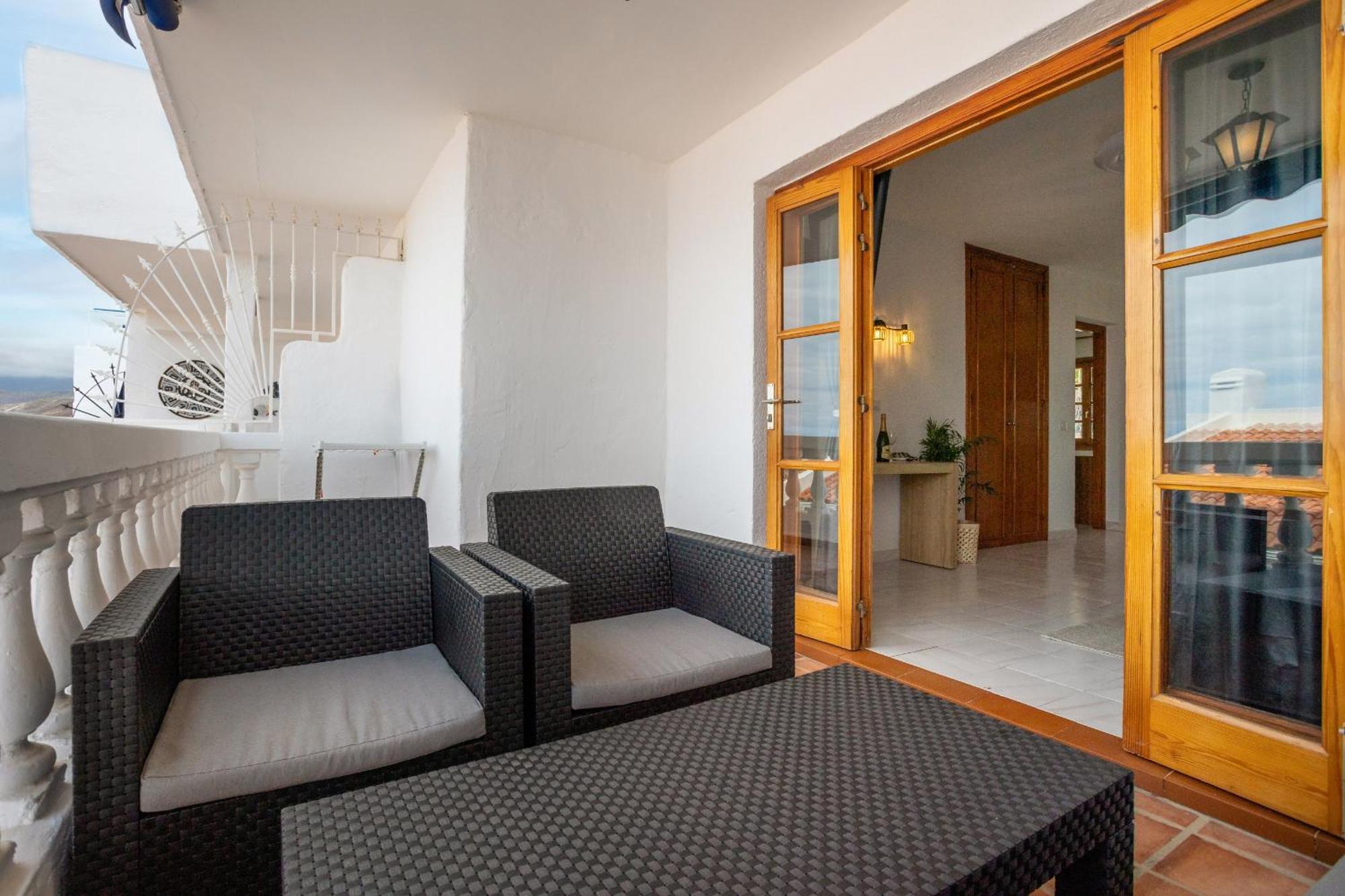 Cozy Port Royal Margot Sunset View Home By Lovetenerife Los Cristianos  Exterior photo