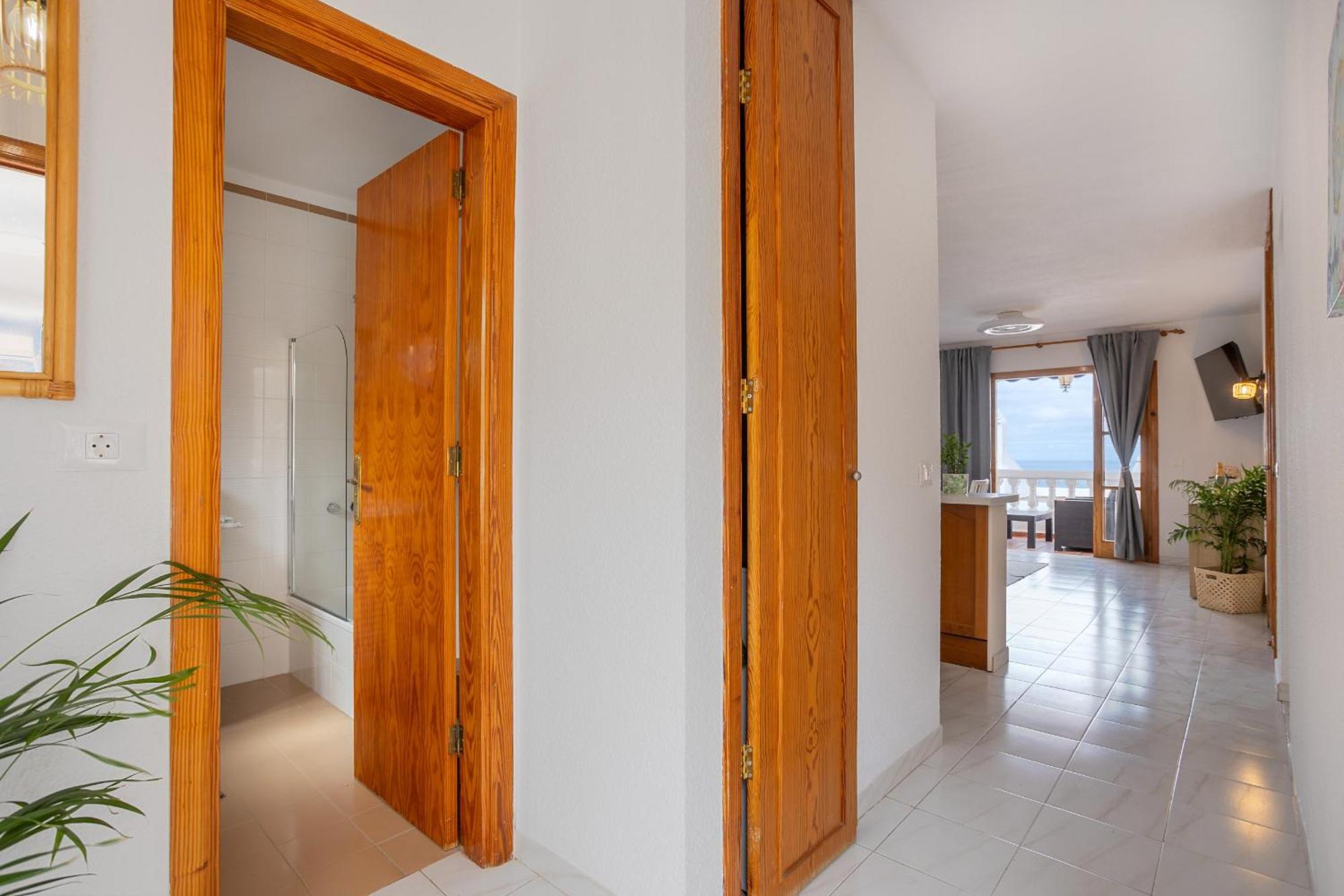 Cozy Port Royal Margot Sunset View Home By Lovetenerife Los Cristianos  Exterior photo